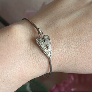 Roggio sterling silver tension hook heart bangle